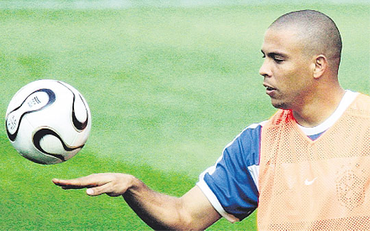 Ronaldo, a su familia: "Voy a jugar muy bien"