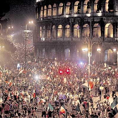 Italia se echó a la calle para celebrar el triunfo