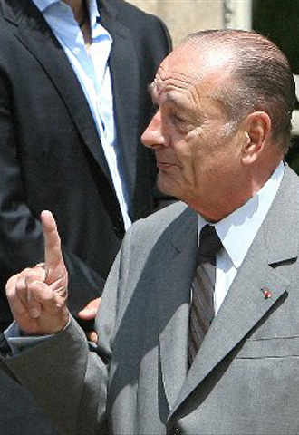 Chirac reconoce que la agresión de Zidane es "inaceptable