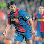 Ronaldinho no se marchará, según dice su hermano