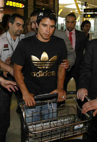 Javier Saviola, presentado en el Bernabéu