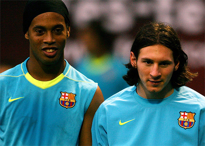 Messi: "Creo Ronaldinho se va a quedar en Barcelona"