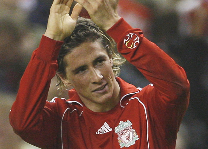 Torres golea con el Liverpool y Juande suma su primera derrota