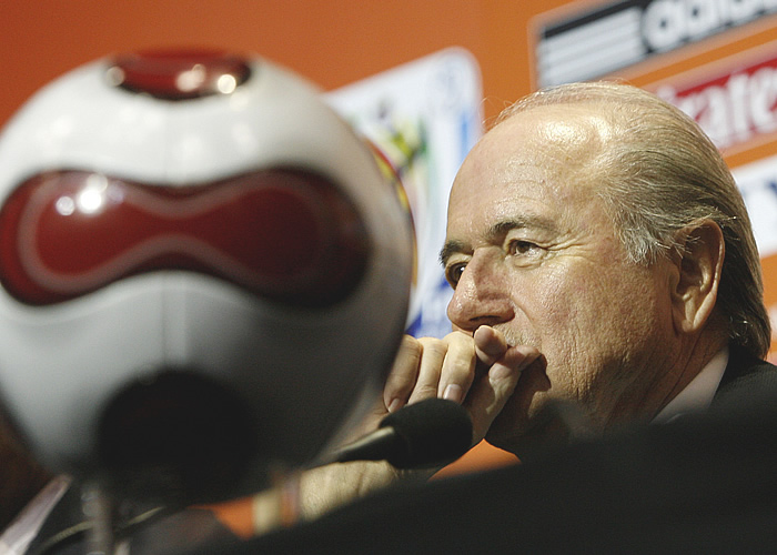Blatter cree "conveniente" cambiar las fechas de la Copa África