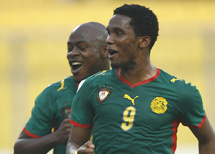 El campeón, Egipto, se aproxima a cuartos y Camerún encauza su situación