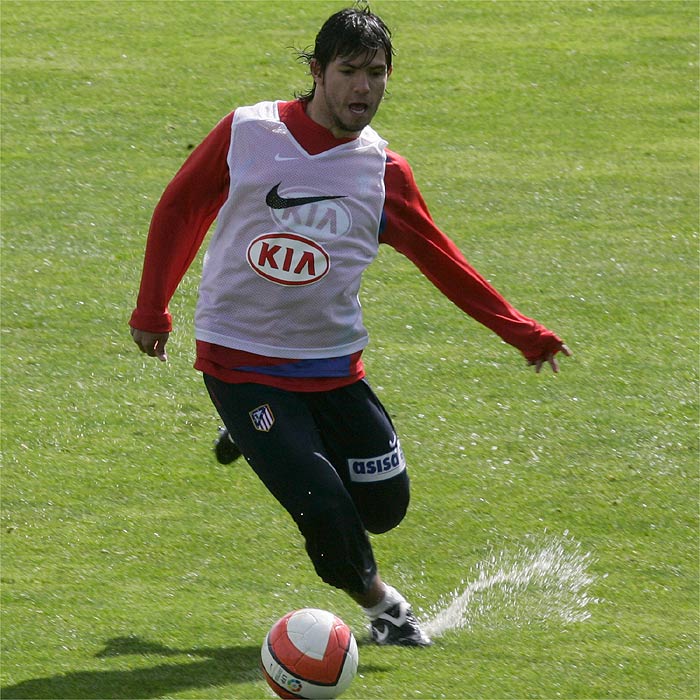 Agüero no se entrenó pero jugará en Valladolid