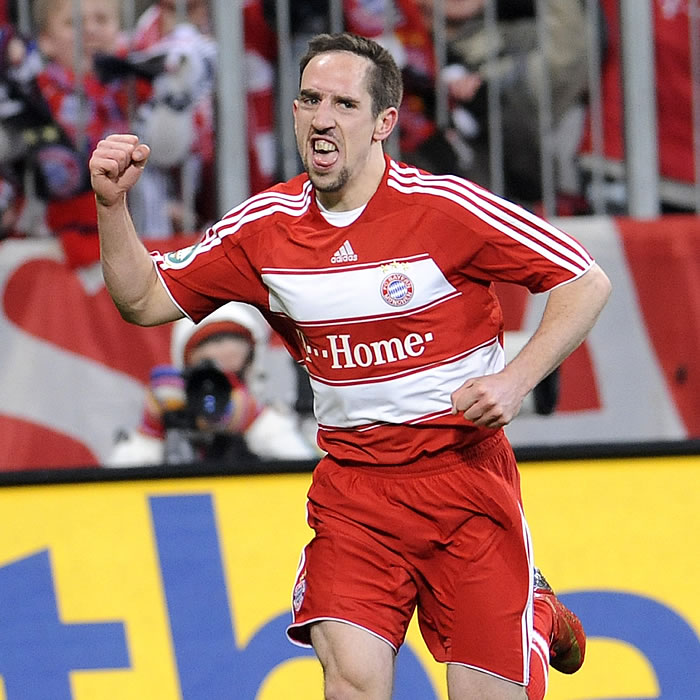 El Bayern se niega a negociar los traspasos de Toni y Ribéry