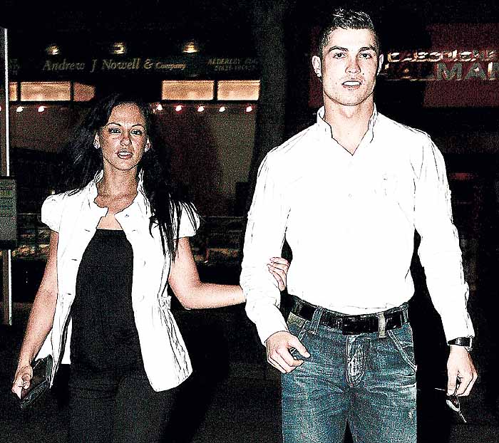 Cristiano espera al Madrid desde Cerdeña