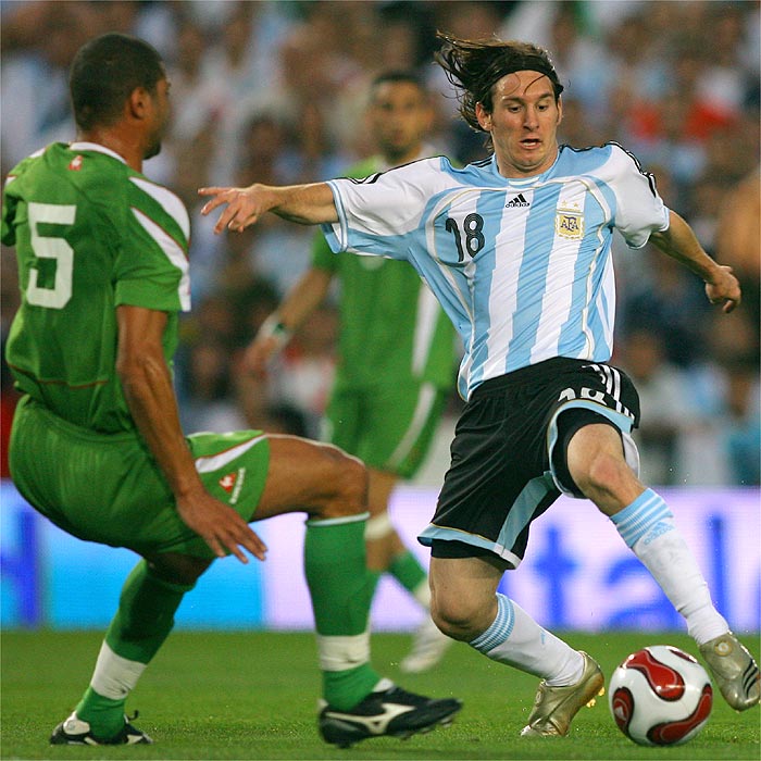 Jorge Messi dice que "es una locura" pretender que su hijo tome una decisión