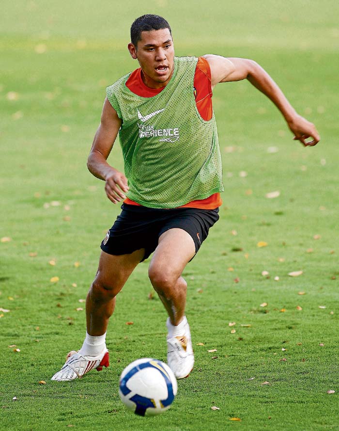 Maduro está a un paso y Pernía quiere traer a Zigic