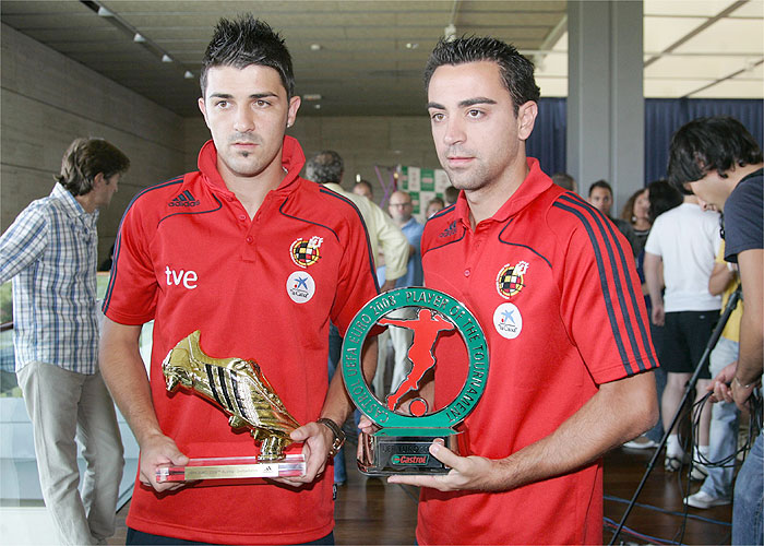 Xavi y Villa, premiados por la UEFA
