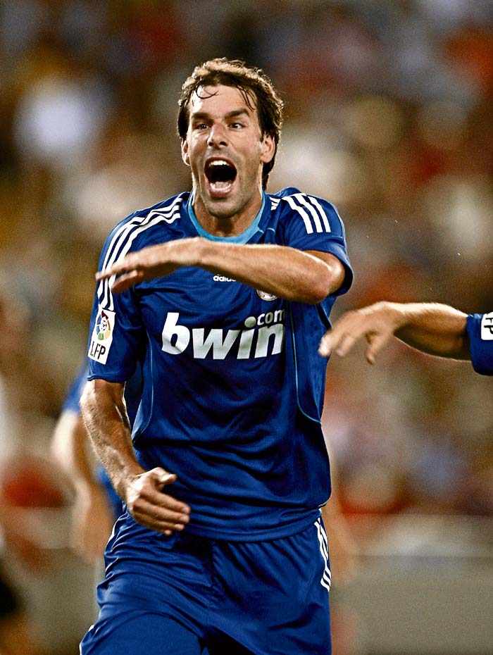 Van Nistelrooy Va Hoy A Por Su Gol 60 De Blanco - AS.com