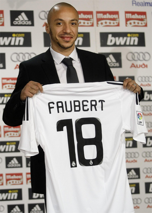 El Real Madrid presenta a Julien Faubert