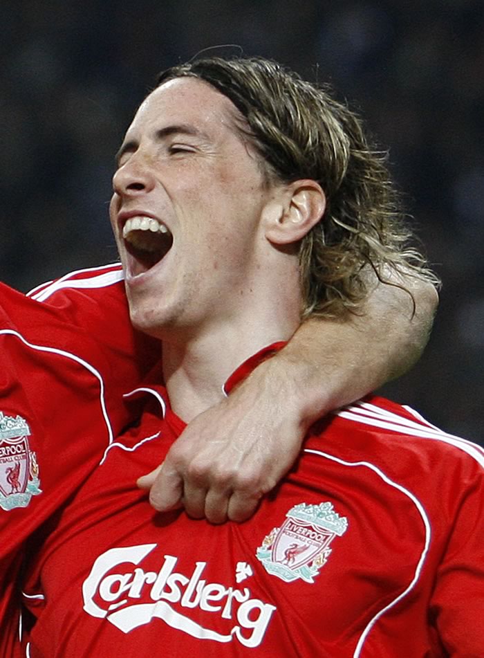 Torres sale para salvar al Liverpool con otro golazo