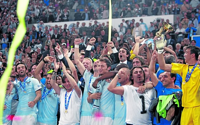 El error de Cassano da la Copa al Lazio