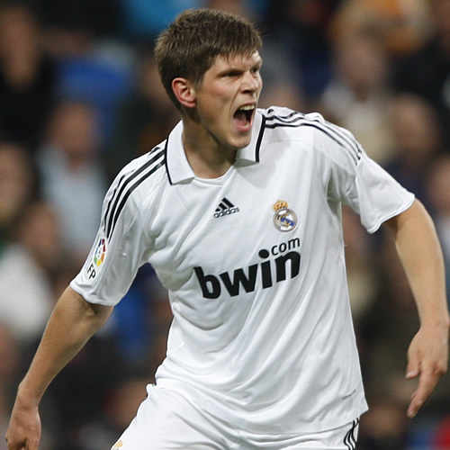 El Stuttgart quiere a Huntelaar como sustituto de Mario Gómez