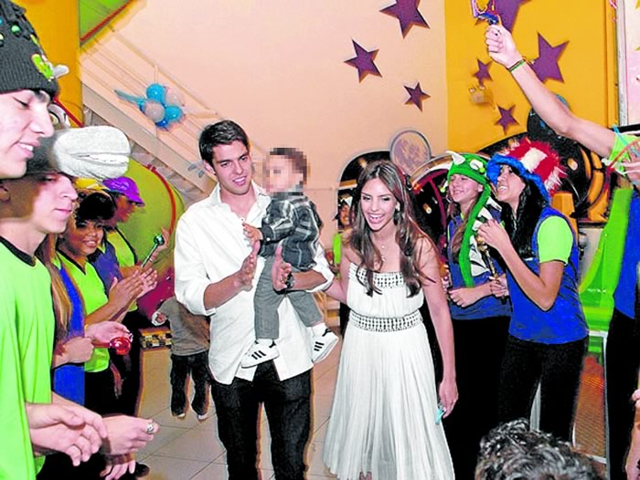 Kaká celebró con Ronaldo el cumpleaños de su hijo