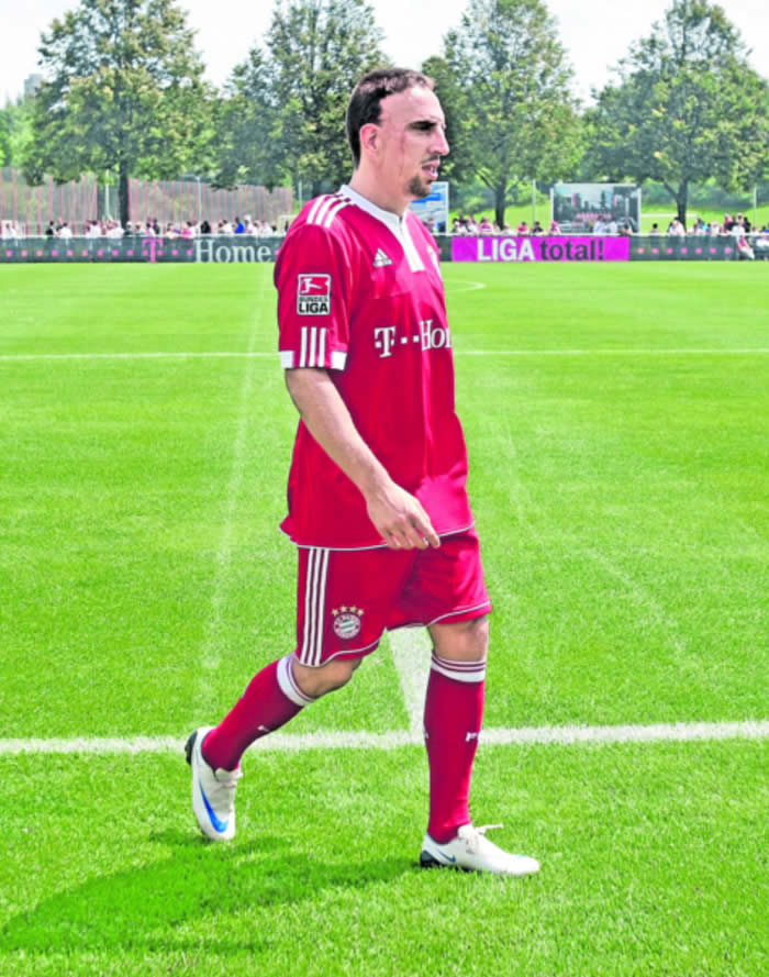 Ribéry alega otra lesión y el Bayern le aparta
