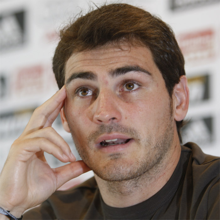 Casillas: "Hasta me alegro de que Etoo se haya ido"