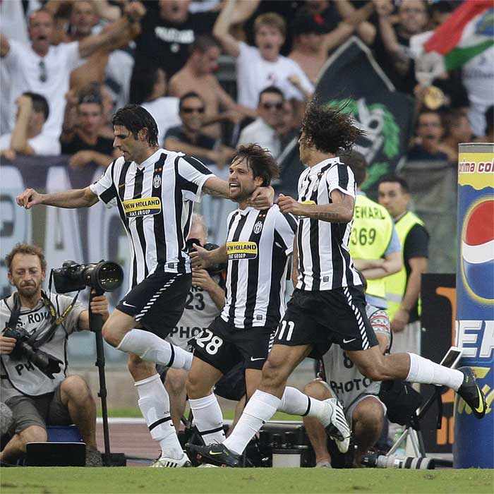 Diego y Felipe Melo comandan la victoria de la Juventus en Roma