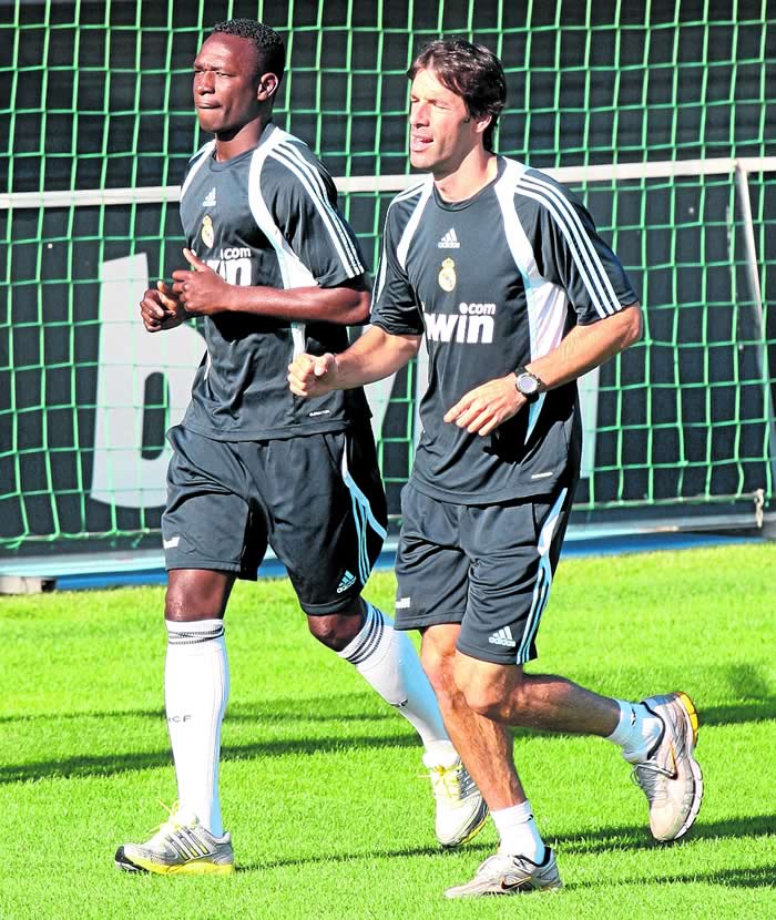 Diarra y Van Nistelrooy vuelven a la lista