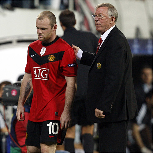 Rooney hace un desplante a Ferguson y éste le disculpa
