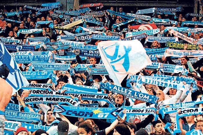 Casi 3000 Ultras Del Marsella En El Bernabéu