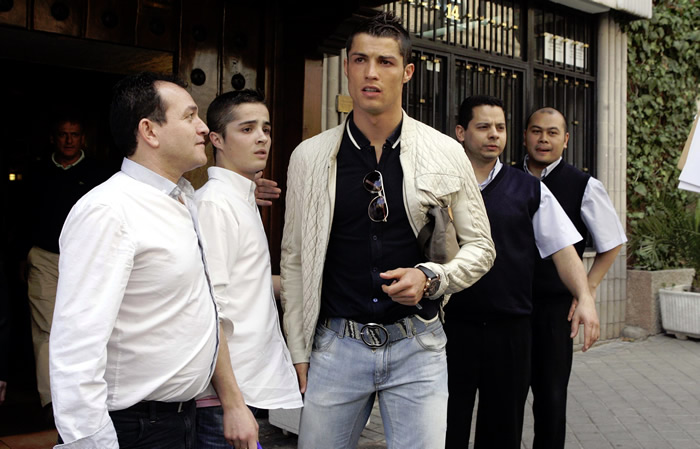 Raúl, Cristiano y Kaká hicieron piña antes del Clásico