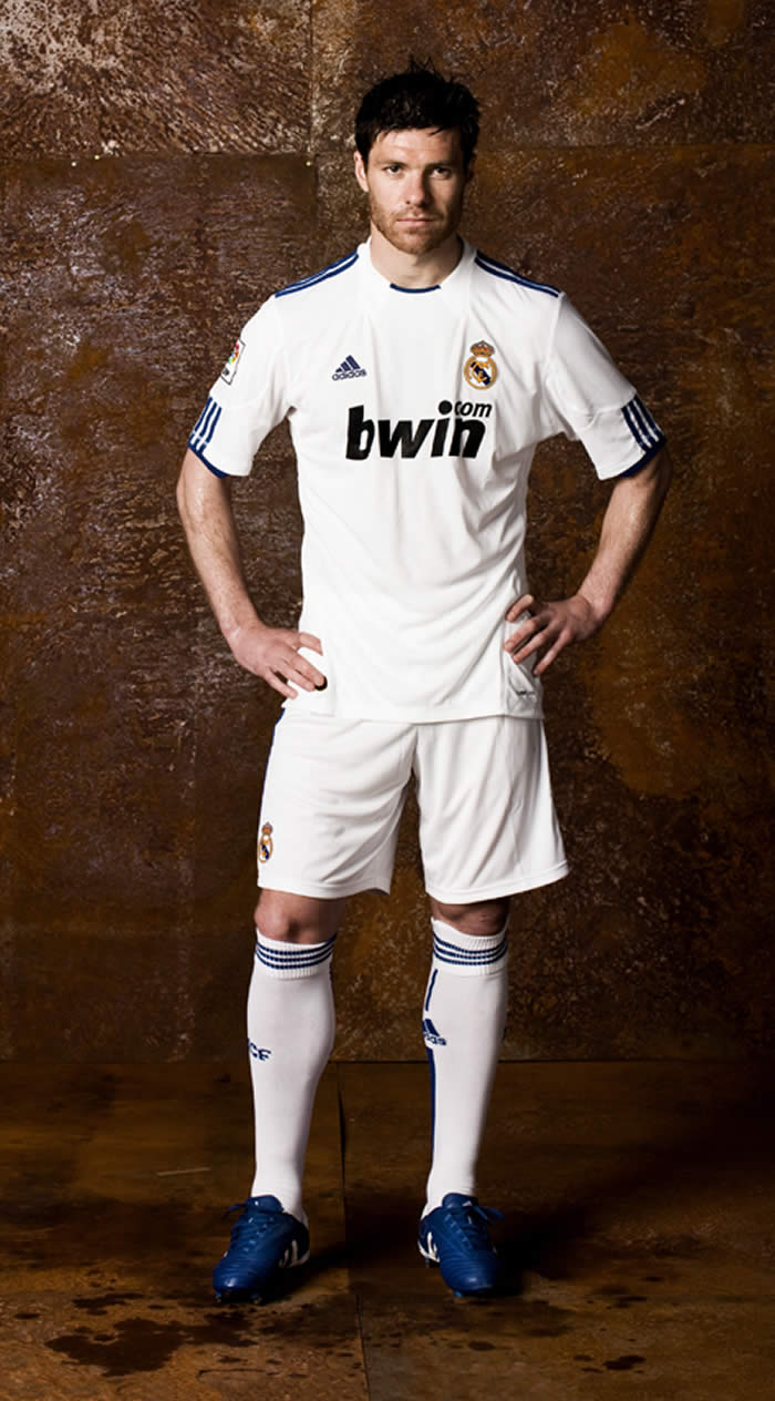 sour Pearl Minimal El Real Madrid estrena la camiseta 2010/2011 - AS.com