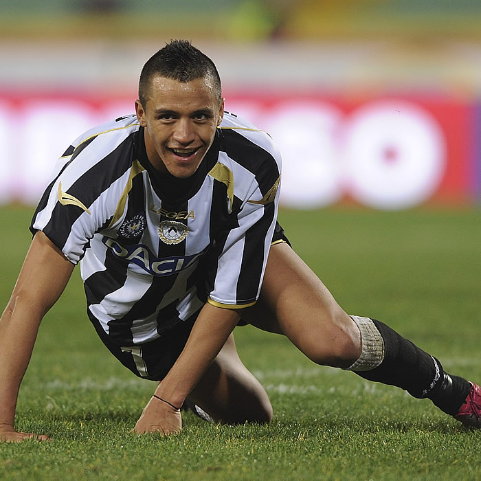 El director deportivo del Inter dice que Alexis es del Barça