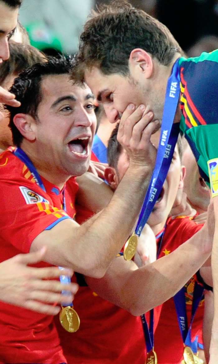 Iker y Xavi juegan su Clásico número 25 frente a frente