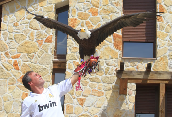 "Mi sueño es que Victoria vuele en el Bernabéu..."