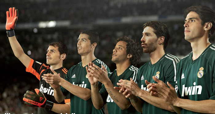 altavoz Un evento Entender mal El Madrid estrena la camiseta verde en partido oficial - AS.com