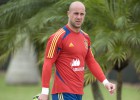Pepe Reina da un ultimátum al Barça ante su futuro incierto
