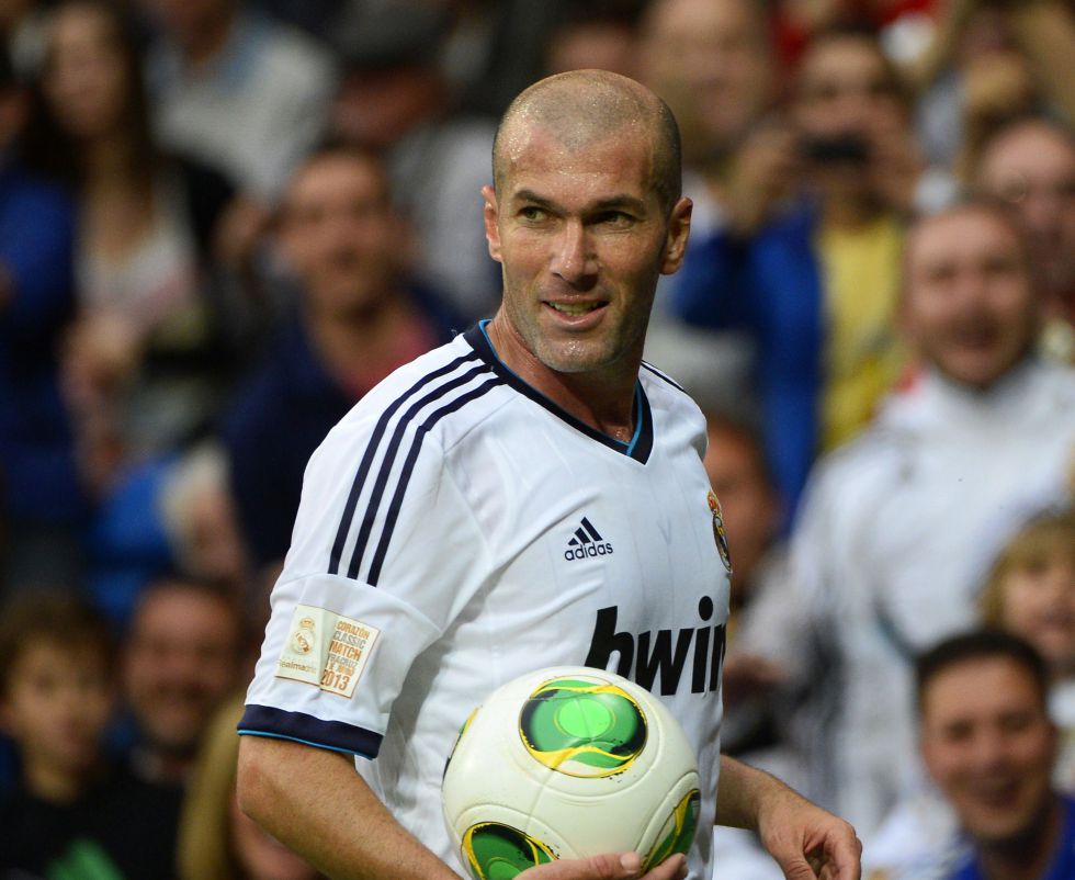 A Zinedine Zidane le falta una asignatura para ser entrenador