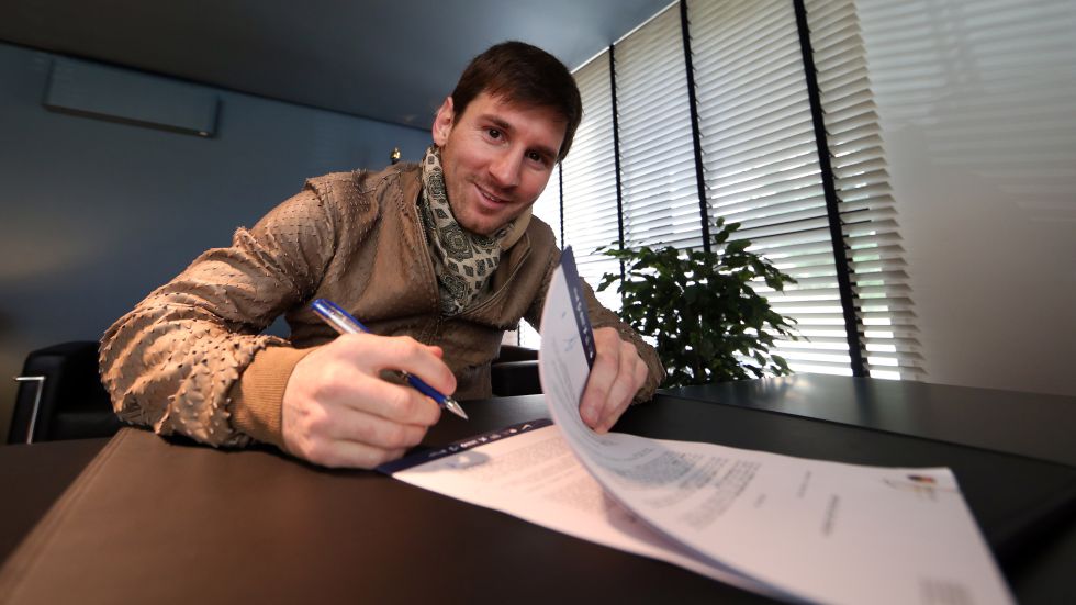 La fiscalía acusa a Messi de defraudar 4 millones de euros