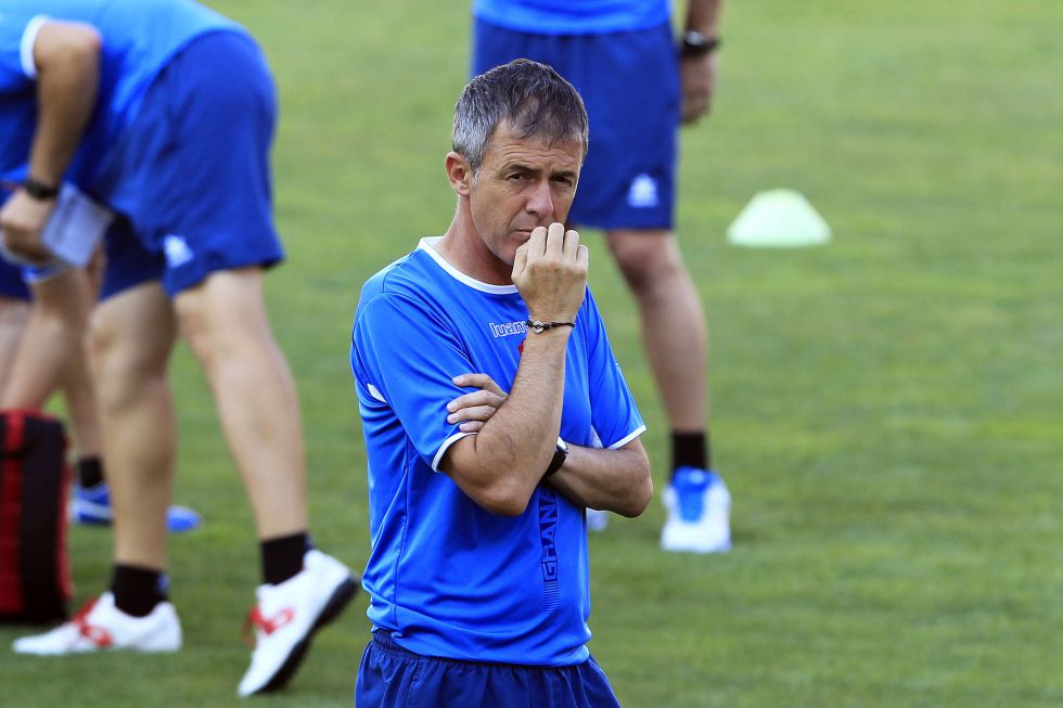 Alcaraz: "Nos Falta gente en todos los puestos menos arriba"