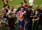 Villamanía en el Calderón: invasión para lograr abrazarle