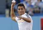 Cristiano Ronaldo, lanzador en un partido de béisbol por un día