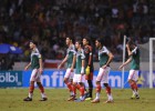 México pierde pero se va a la repesca contra Nueva Zelanda