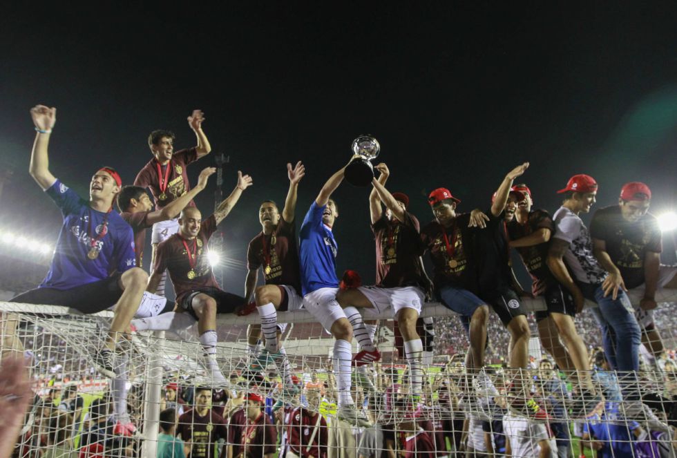 Lanús da el sexto título de la Copa Sudamericana a Argentina
