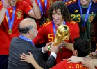 Del Bosque busca central por si Puyol no acude a Brasil 2014