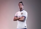 Portugal cambia su segunda equipación: será azul y blanca