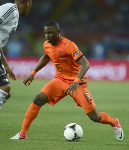 Holanda sufre otra baja para el Mundial: el lateral Jetro Willems