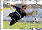 Luis Enrique no piensa en Claudio Bravo como suplente