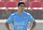 Luis Suárez apunta a Inglaterra al entrenarse con normalidad