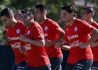 Silva podría entrar en la defensa de cinco de Sampaoli