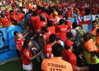 Unos 200 barras bravas de Chile se cuelan en Maracaná