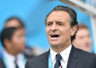 Prandelli y el presidente de la federación italiana dimiten