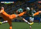 México pidió penalti de Vlaar y Holanda, uno doble a Robben